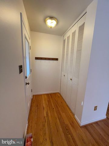 2652 FALMOUTH CT, Woodbridge, VA 22192