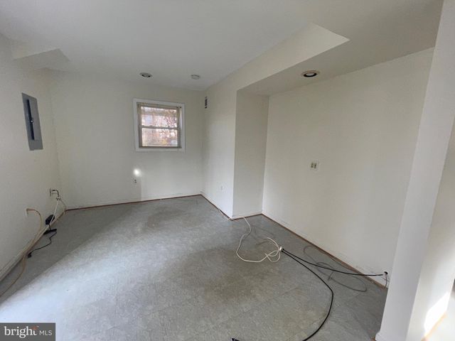 2652 FALMOUTH CT, Woodbridge, VA 22192