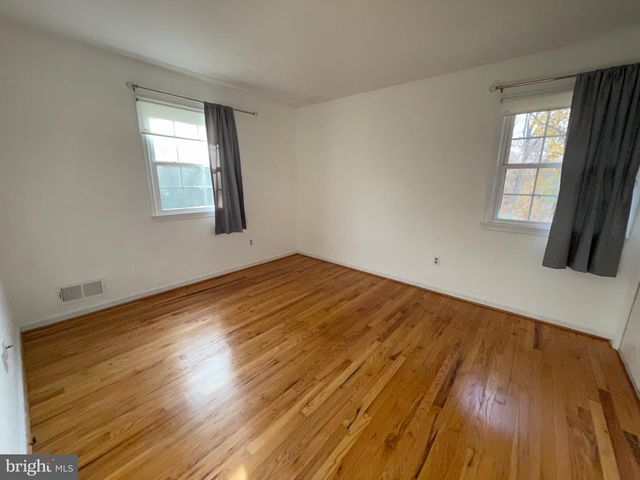 2652 FALMOUTH CT, Woodbridge, VA 22192