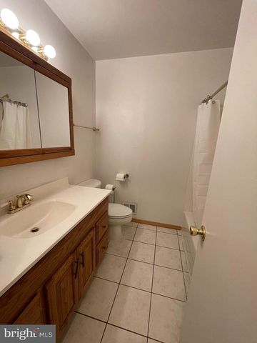 2652 FALMOUTH CT, Woodbridge, VA 22192