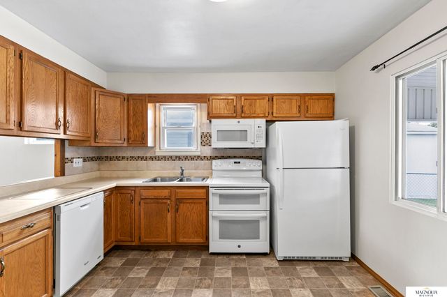 4624 Gladstone Street, Lincoln, NE 68504