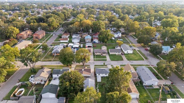 4624 Gladstone Street, Lincoln, NE 68504