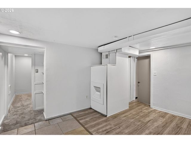 3929 Se 70TH Ave, Portland, OR 97206