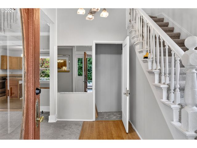 3929 Se 70TH Ave, Portland, OR 97206