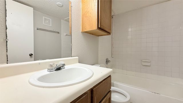 6108 Abrams Road 125, Dallas, TX 75231