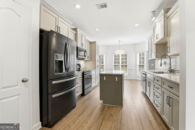 74 Fieldstone Farms Drive, Senoia, GA 30276