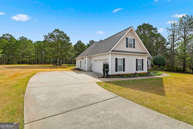 74 Fieldstone Farms Drive, Senoia, GA 30276