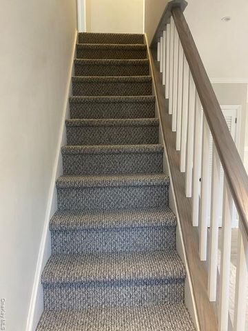 12 Bayview Avenue, Bayville, NY 11709