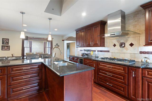 411 S Chelsea Road, White Plains, NY 10603