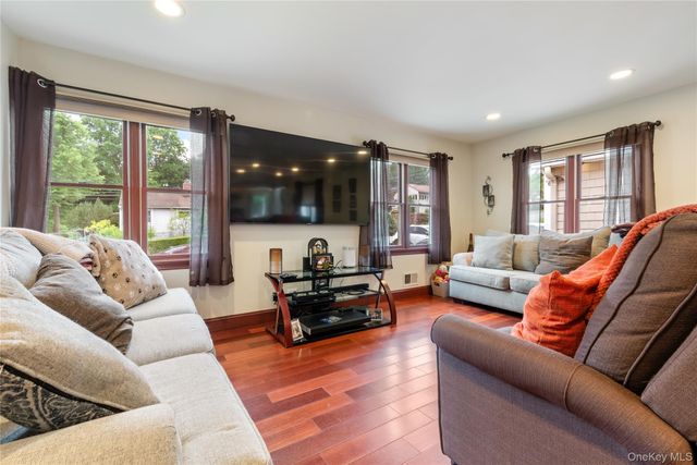 411 S Chelsea Road, White Plains, NY 10603