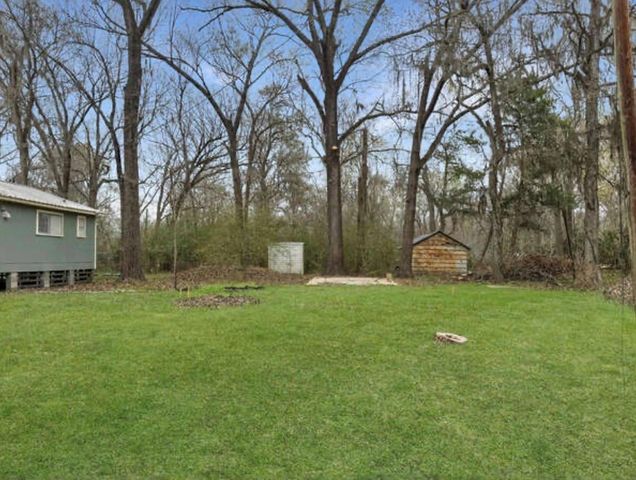 1231 Martinez Street, Coldspring, TX 77331