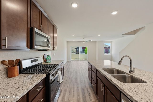 2460 Tecumseh Way, Sparks, NV 89436