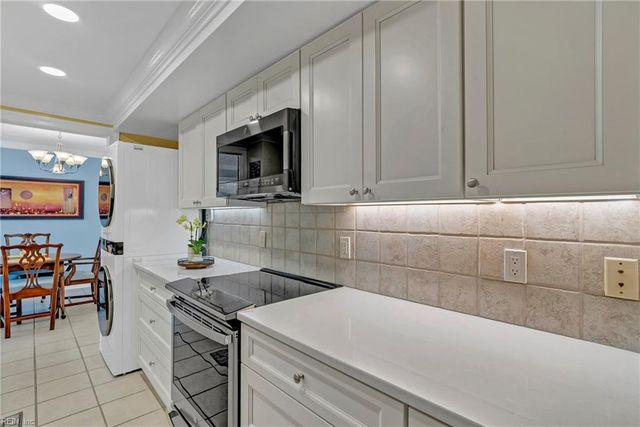 4004 Atlantic Ave Apt 309, Virginia Beach, VA 23451