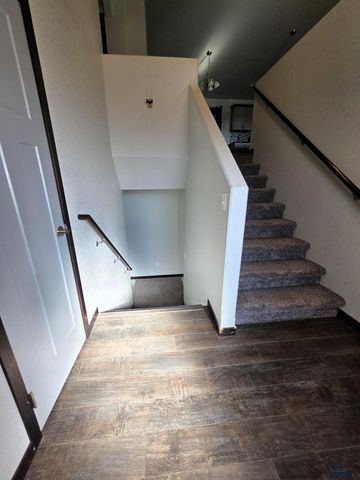 718 BRAELYNN LN, Rapid City, SD 57701