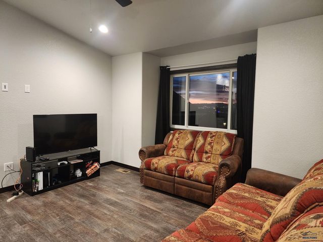 718 BRAELYNN LN, Rapid City, SD 57701