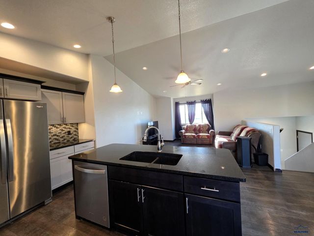 718 BRAELYNN LN, Rapid City, SD 57701