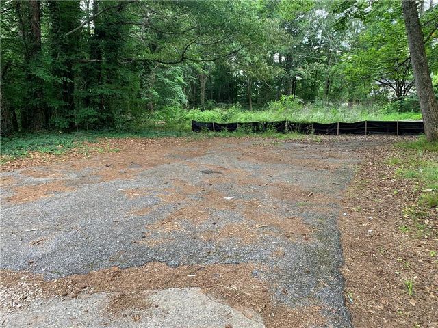 1402 Shadowbrook Drive, Marietta, GA 30062