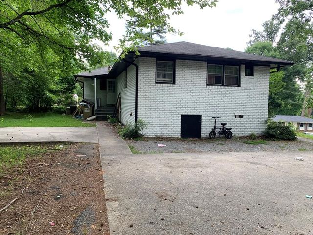 1402 Shadowbrook Drive, Marietta, GA 30062