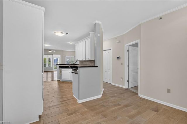 2992 Shore Dr Unit 303, Virginia Beach, VA 23451