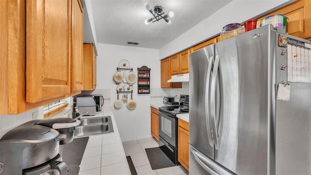 815 EVERETT STREET, Lake Alfred, FL 33850