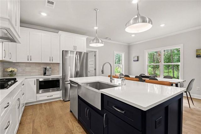 1997 Shallowford Road, Marietta, GA 30066