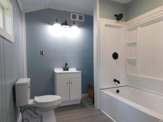 9716 S 750 W, Claypool, IN 46510