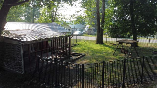 9716 S 750 W, Claypool, IN 46510