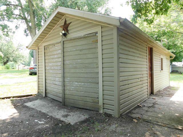 9716 S 750 W, Claypool, IN 46510