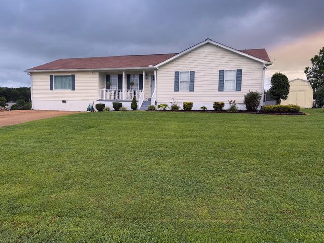 78 Patterson Cir, Mc Ewen, TN 37101