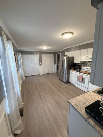 78 Patterson Cir, Mc Ewen, TN 37101