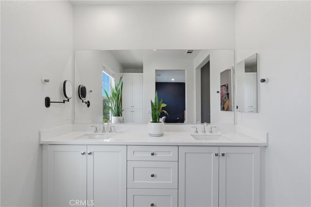 22864 Acoustic, Saugus, CA 91350