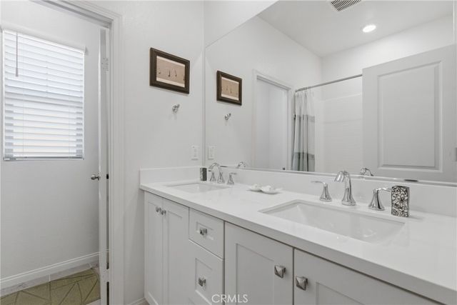 22864 Acoustic, Saugus, CA 91350