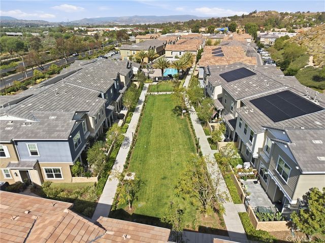 22864 Acoustic, Saugus, CA 91350