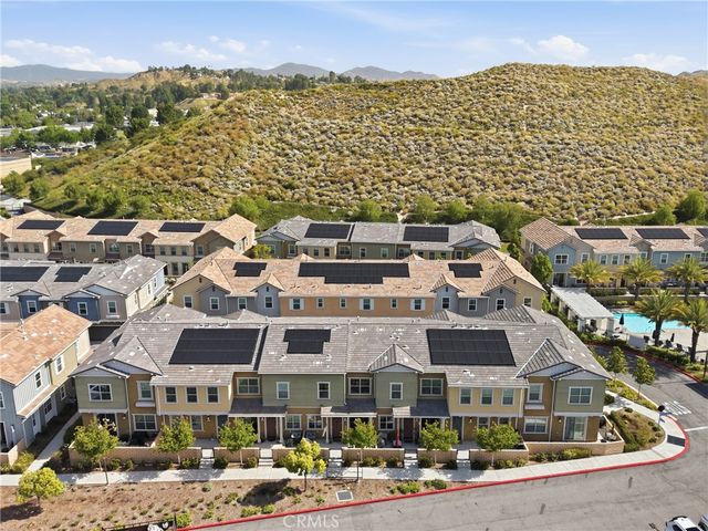 22864 Acoustic, Saugus, CA 91350