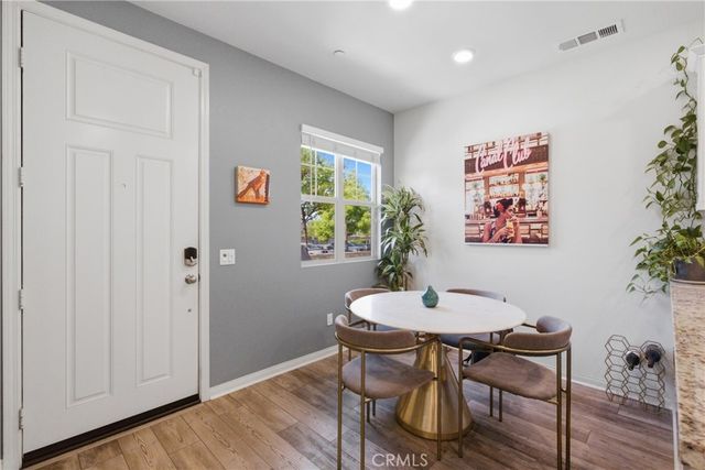 22864 Acoustic, Saugus, CA 91350