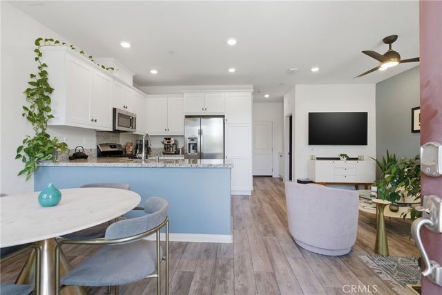 22864 Acoustic, Saugus, CA 91350