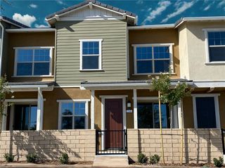 22864 Acoustic, Saugus, CA 91350