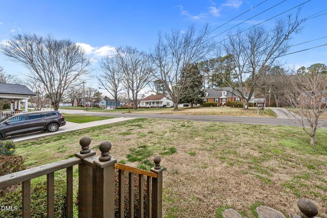 511 Sunset Avenue, Oxford, NC 27565