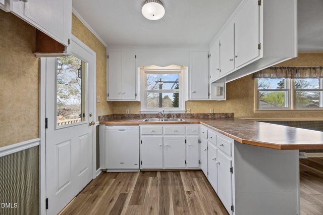 511 Sunset Avenue, Oxford, NC 27565