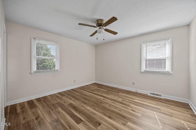 511 Sunset Avenue, Oxford, NC 27565