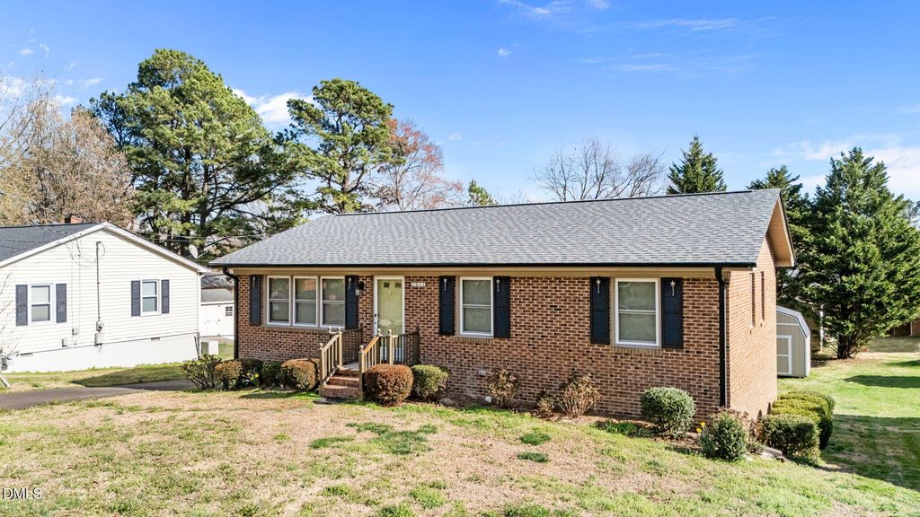 511 Sunset Avenue, Oxford, NC 27565