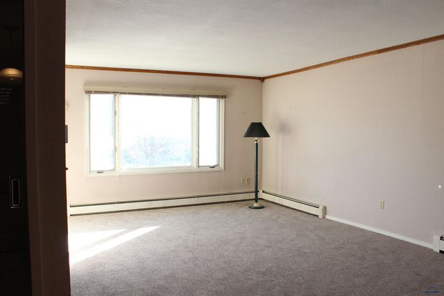 4310 W MAIN, Rapid City, SD 57702