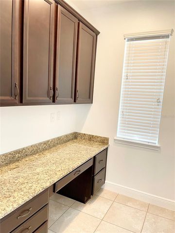7952 HAMPTON LAKE DRIVE, Tampa, FL 33647