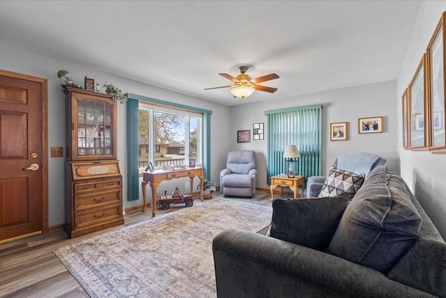 3101 E Hammond AVENUE, Cudahy, WI 53110