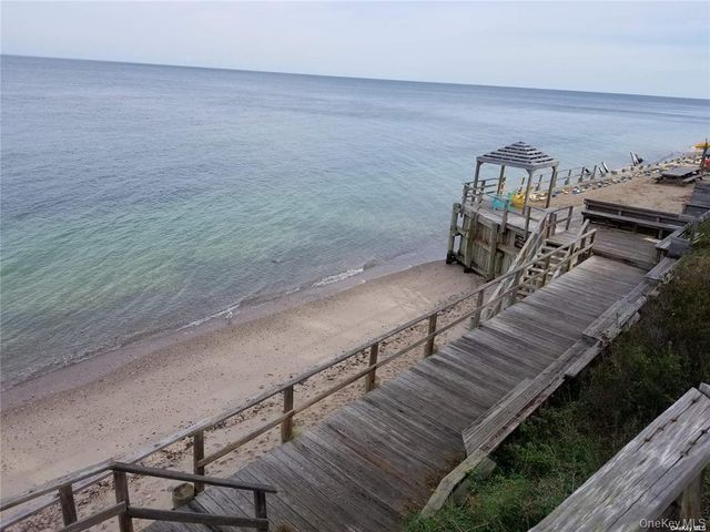 27 Garden Road, Sound Beach, NY 11789