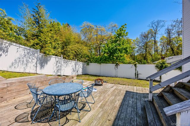 27 Garden Road, Sound Beach, NY 11789