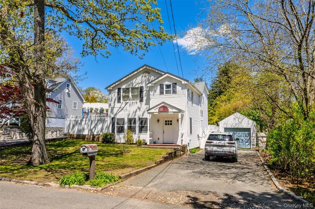27 Garden Road, Sound Beach, NY 11789