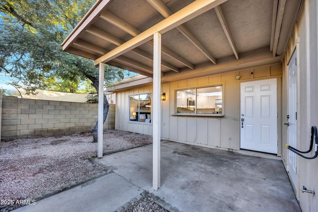 2128 E DUNBAR Drive, Tempe, AZ 85282