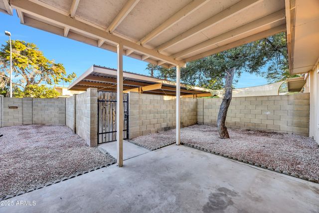 2128 E DUNBAR Drive, Tempe, AZ 85282