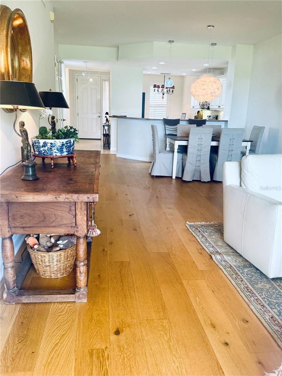 Image 27 of property listing at 5647 KEY LARGO COURT C-07, Bradenton, FL 34203